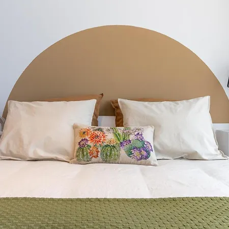 Ah Delux3rooms Vut6893as Lägenhet