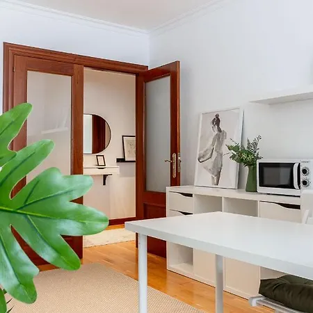 Ah Delux3rooms Vut6893as Lägenhet